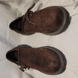 Oktoberfest Shoes /clogs size 9.5 or 43 Brown suede